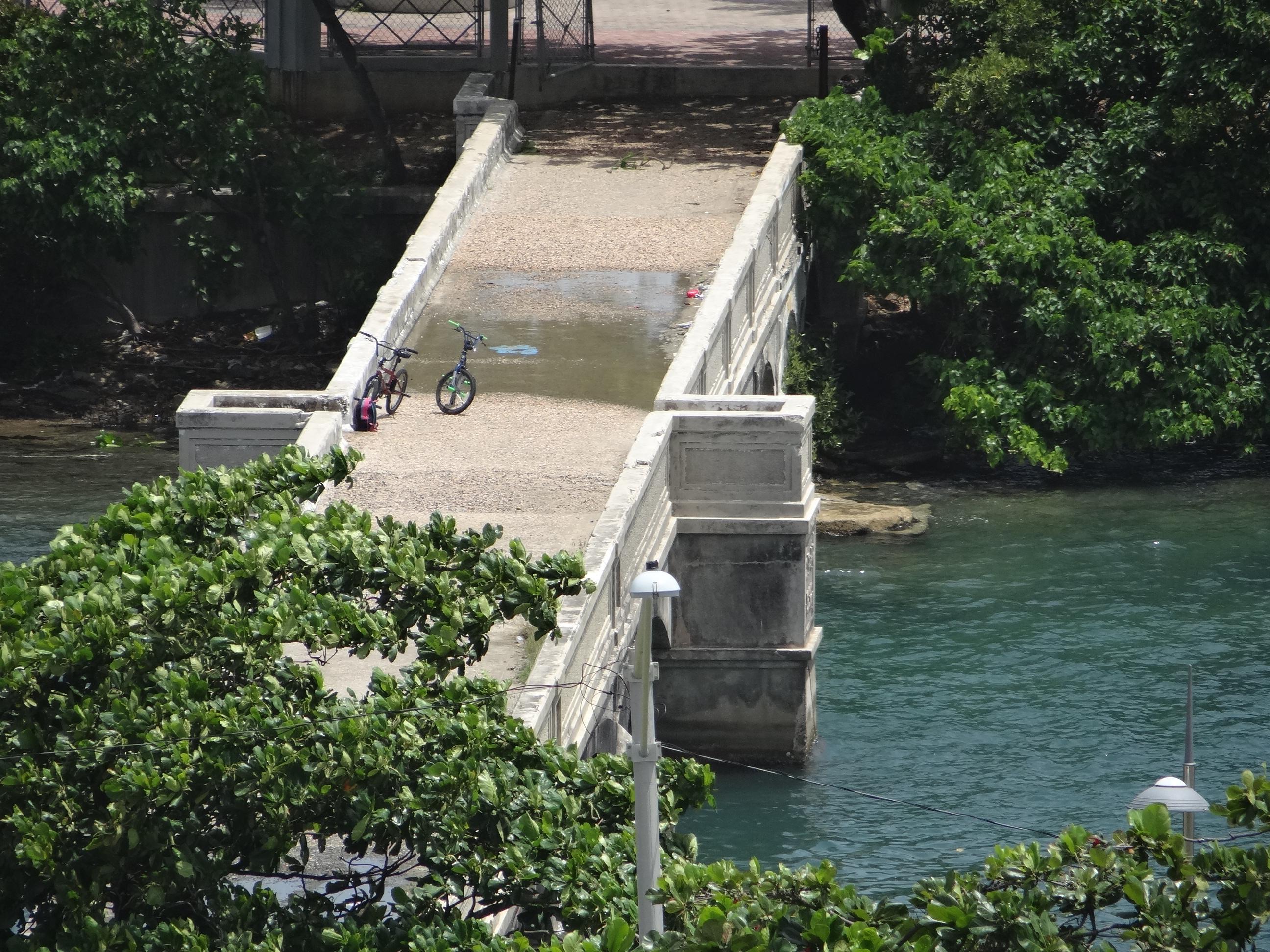 Vista desde la azotea del Edificio del Departamento de Justicia - San Juan (Miramar) - 2013 00051